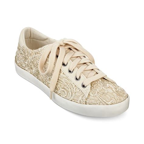 Natural Fabric Sneakers .